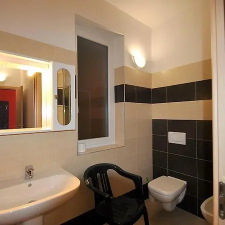 Piazzo Sleeps 4 Pool Wifi * Vercana