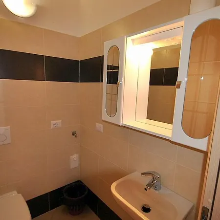 Piazzo Sleeps 4 Pool Wifi Daire Vercana
