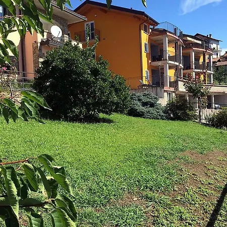 Daire Piazzo Sleeps 4 Pool Wifi Vercana